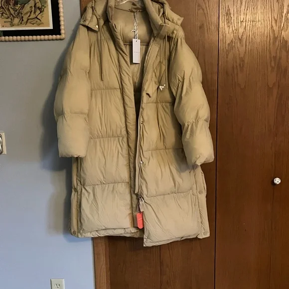 The Arrivals Beige Puffer Jacket - Picture 13 of 13